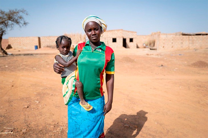 Displaced woman in Kaya in Burkina Faso. She says: "As I speak, we need everything, water, food, shelter"