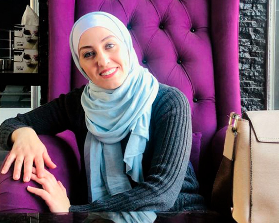 Sana'a Abbadi er en af de unge jordanere, der er glad for at kunne bruge tiden under corona-krisen til at dygtiggøre sig og søge efter job.