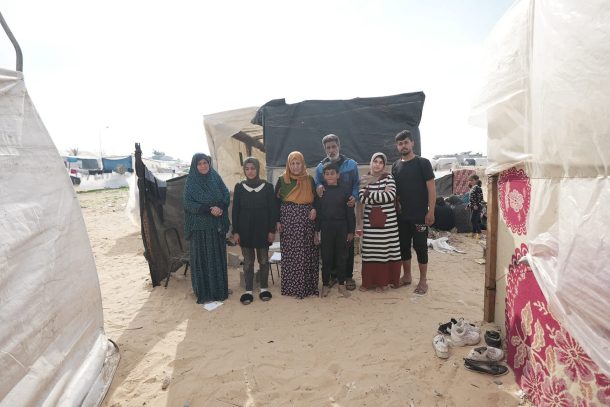 Mutaz og hans familie, Al Mawasi, 2024