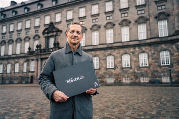 Oxfam Danmark har samlet flere end 7.000 beskeder med opråb til den danske regering over Israels ageren i Gaza i en bog, der skal overleveres til statsminister Mette Frederiksen.